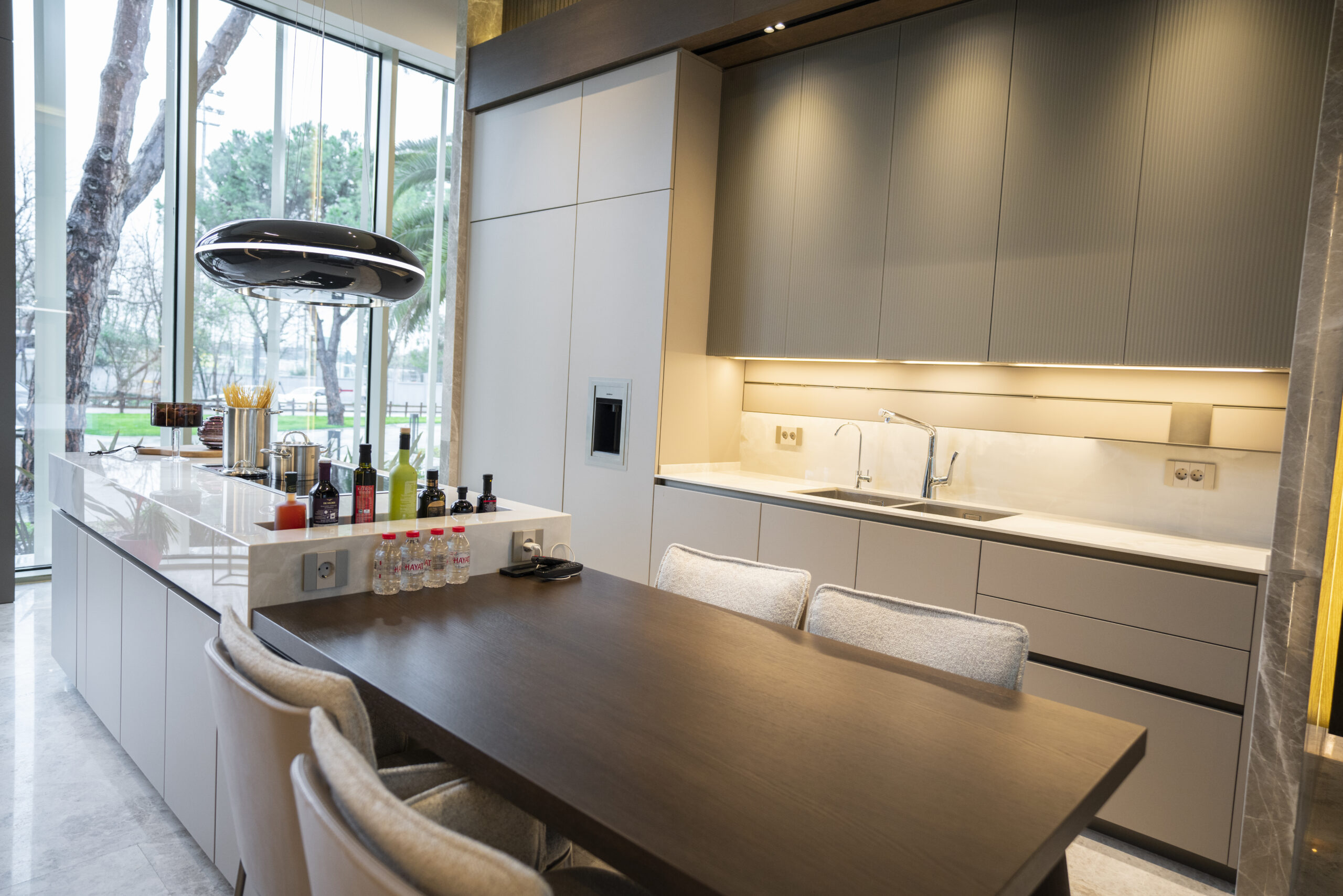 لطفا جهت اطلاع از قیمت دقیق و شرایط پروژه ها نام و شماره تماس خود را وارد بفرمایید.